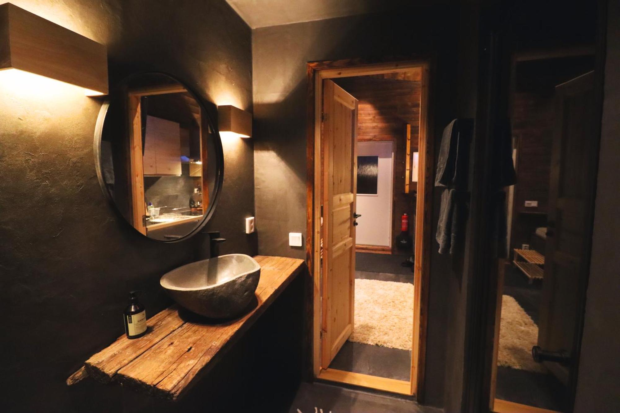 Reindeer River Lights Lodge Kiruna Ngoại thất bức ảnh